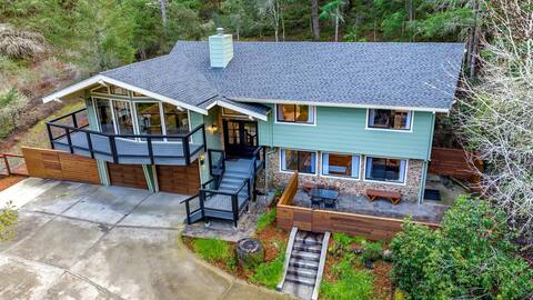 Upscale Newly Remodeled Cabin