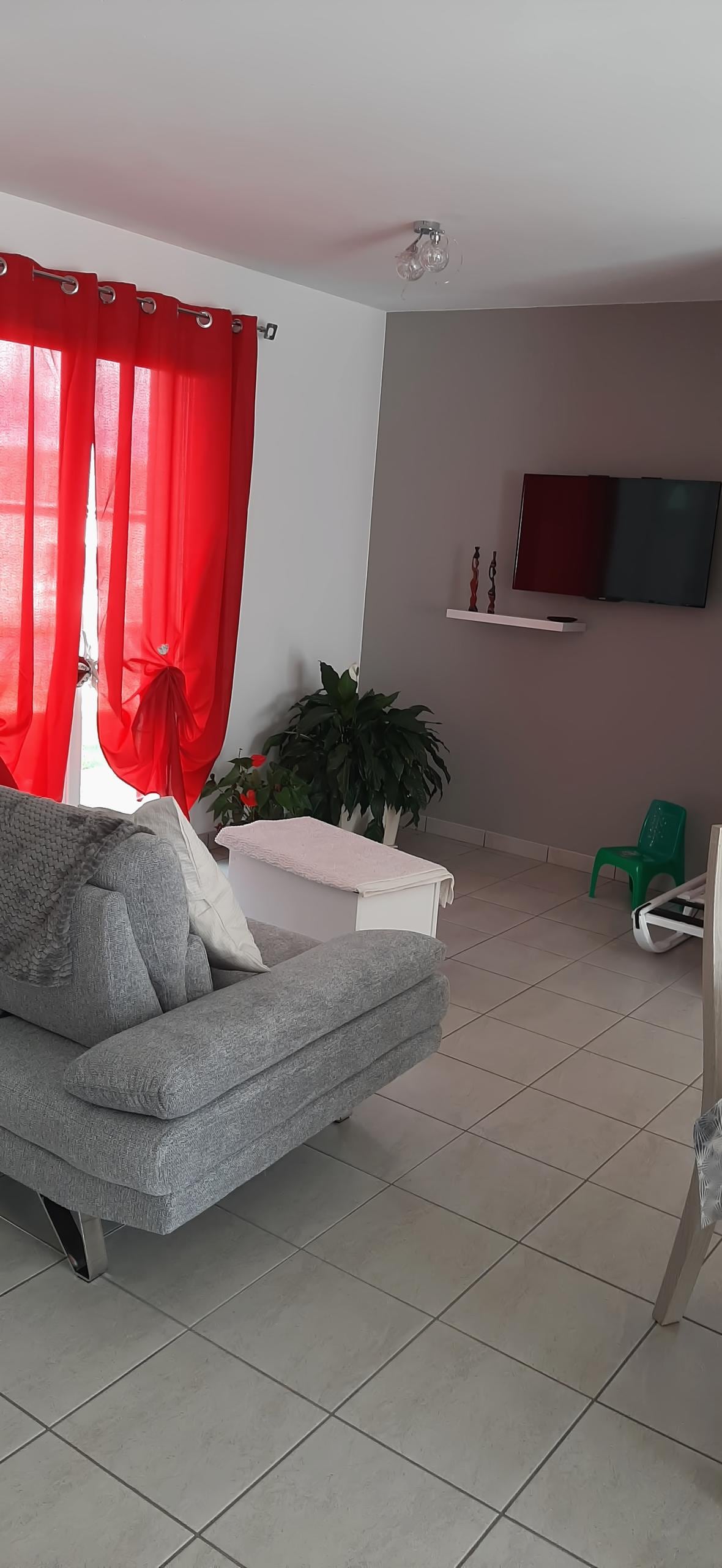 Airbnb performant: At Angèle and François' à Puy De Dôme