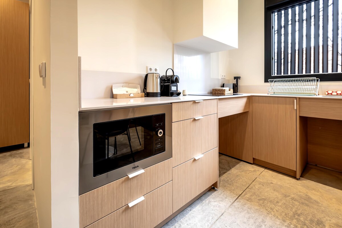 Top performing Airbnb: Mediterranean Eco Suite 2 camp in Campanar