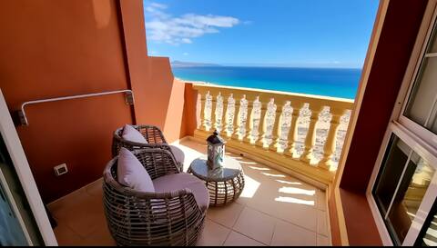 Beautiful sea views and swimming pool (PP238)