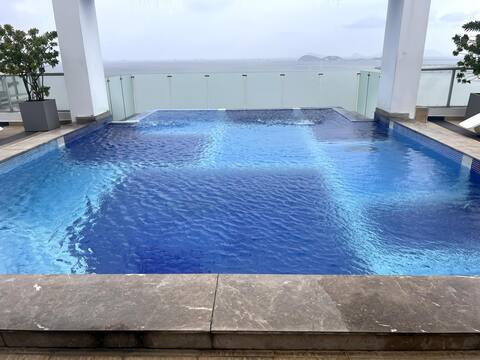 Seaside Serenity: Stunning Views Balcony + Parking