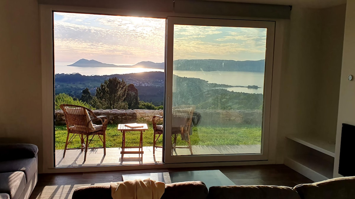 Airbnb con mejor rendimiento: Corbelo, modern and functional house en Porto Do Son