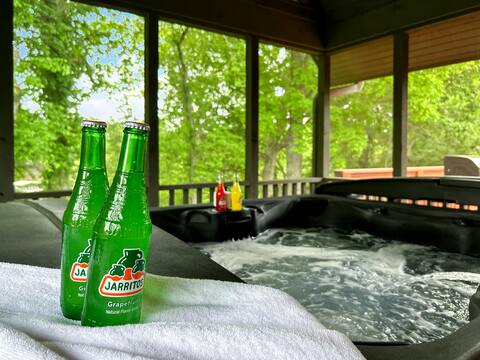 Riverfront Bliss-Hot Tub and Private River Dock