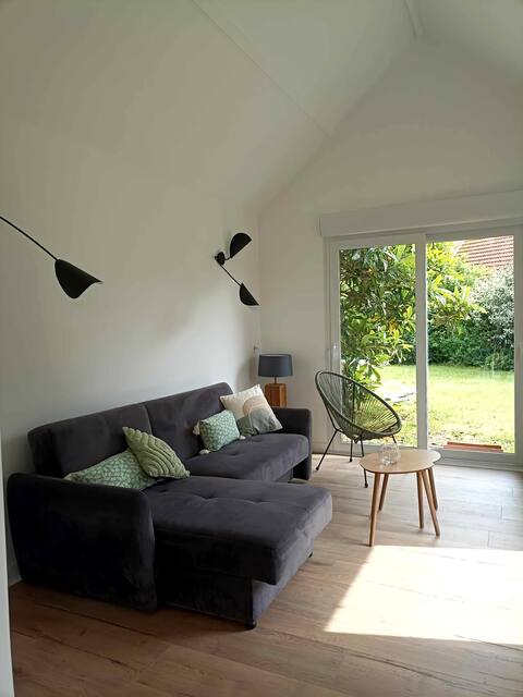 4 bedroom house 
Oye-Plage center