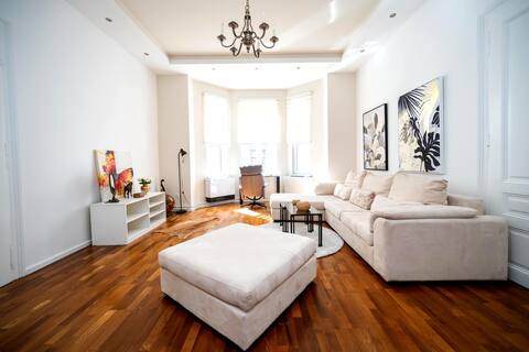 Design 2BDR Apartment - Main Street