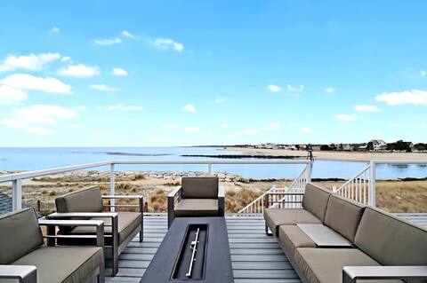 Pearl House by the Bay