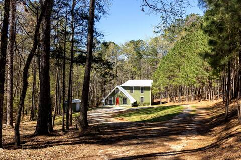 Camp Dude: A-Frame on West Point Lake in Lagrange