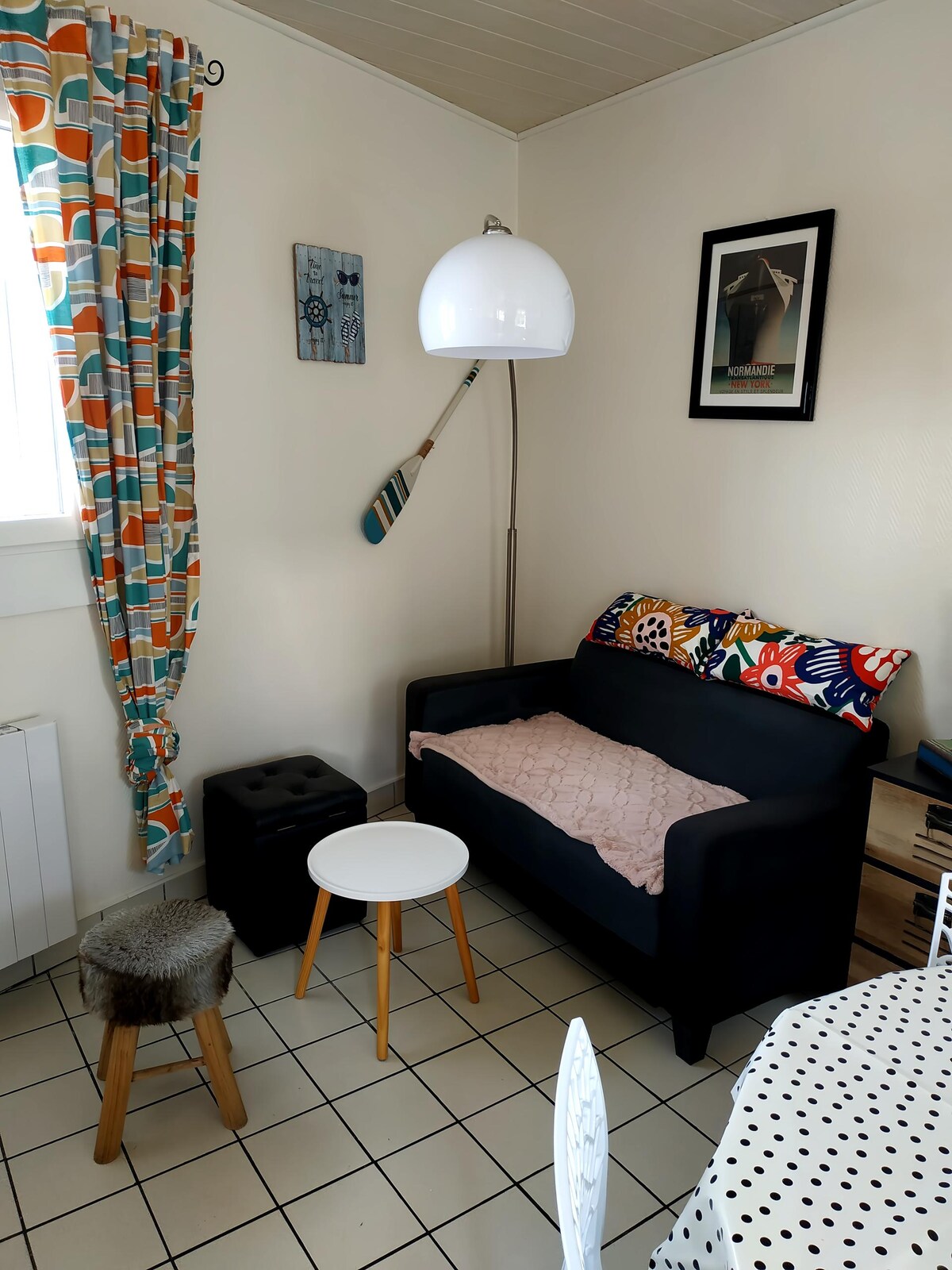 Popular Airbnb listing: House with sea view and bay of Cherbourg in Cherbourg En Cotentin