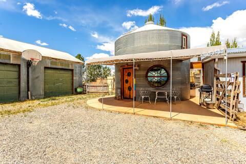 The Round House