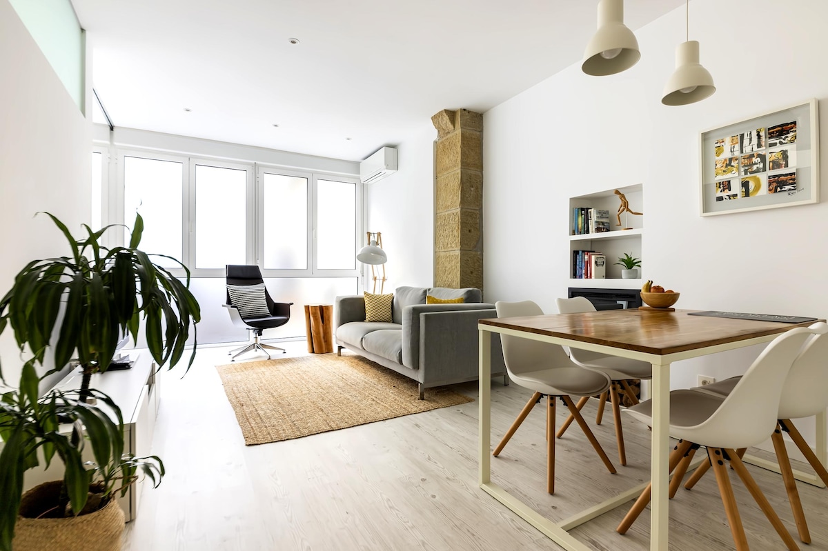 Erfolgreiche Airbnb-Immobilie: EPELETXE: Cozy, downtown and next to the beach in Gipuzkoa