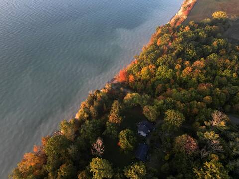 Lakeview Cottage - Private Lake & Beach access