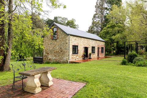 Pomona Barn