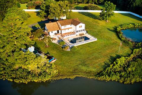 True St. Michaels 6 Acre Waterfront w/heated pool