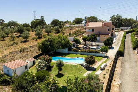 Lovely Farm with Pool @30min Lisbon  and beaches