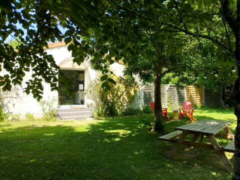 Le refuge du Marais - Bikes, boat, kayak!