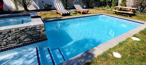 HOT TUB Opens APRIL 2024!