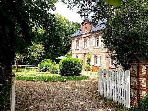 Nature oasis close to the sea and Etretat