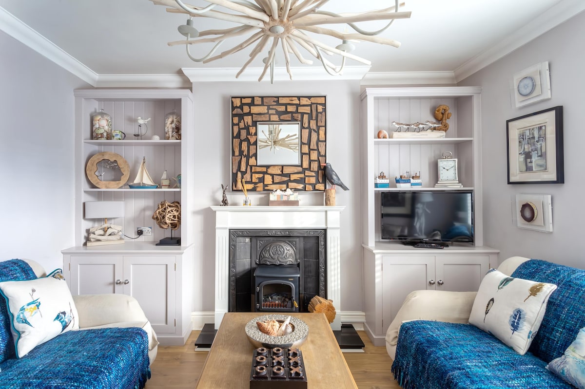 Top Airbnb: Townsend Cottage near Beach in Swanage