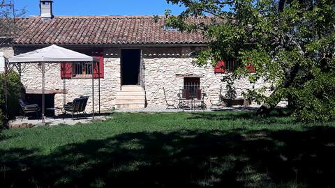 Bastide provençale au porte du Verdon