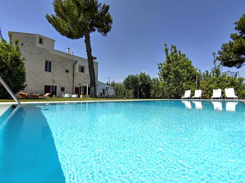 Casale Lillina: villa with private pool in Apulia