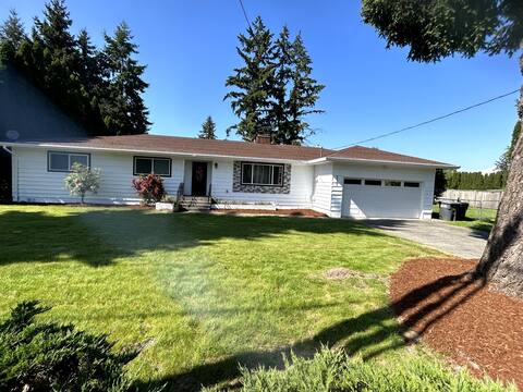 Cozy Home 4BR 2.5Bath- Walking Distance to Fair