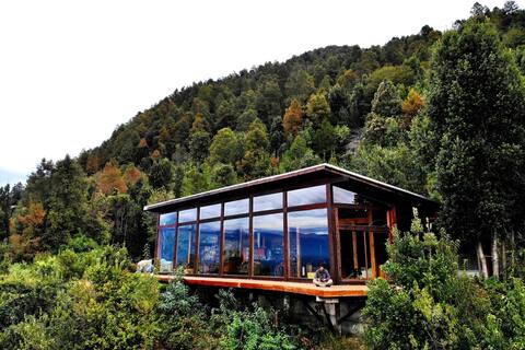 Glass house, great view sky valley and volcanoes