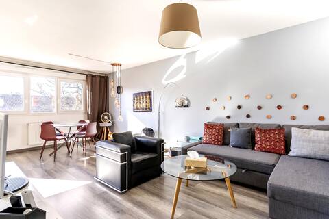 Tichnich Apartement - 1min away from train station