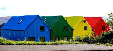 4 Hector's Row: Blue House, Tobermory Isle of Mull
