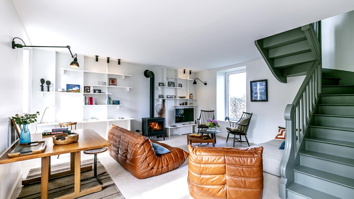 Propiedad de Airbnb exitosa: Charming cottage with sea view Saint Germain des Vaux en La Hague