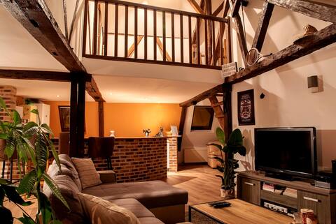 Atypical duplex of 90 m² in the medieval city