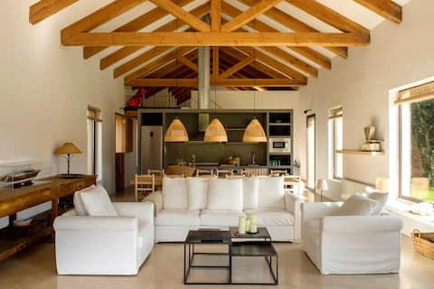 Wonderful newly built house in Costa Brava