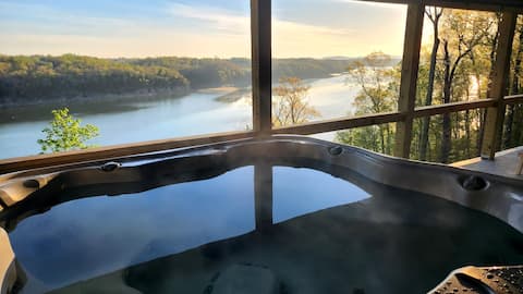 Lakeview Happy Place - 10 Person Home W/ Hot Tub!