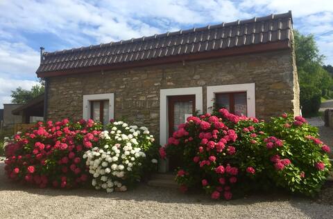 Les Hortensias, a charming little stone house
