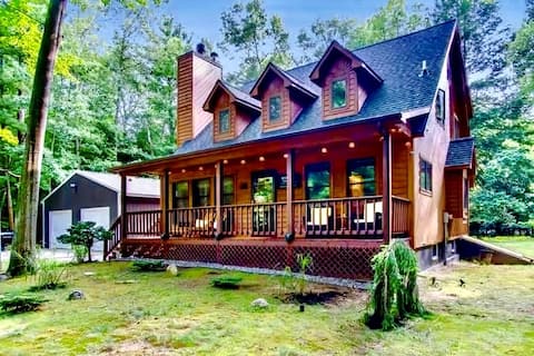 Premier Cottage Getaway-Acorn Grove, Pentwater, MI