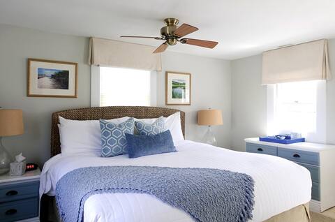 Cozy Historic Home, Perfect for Multiple Families