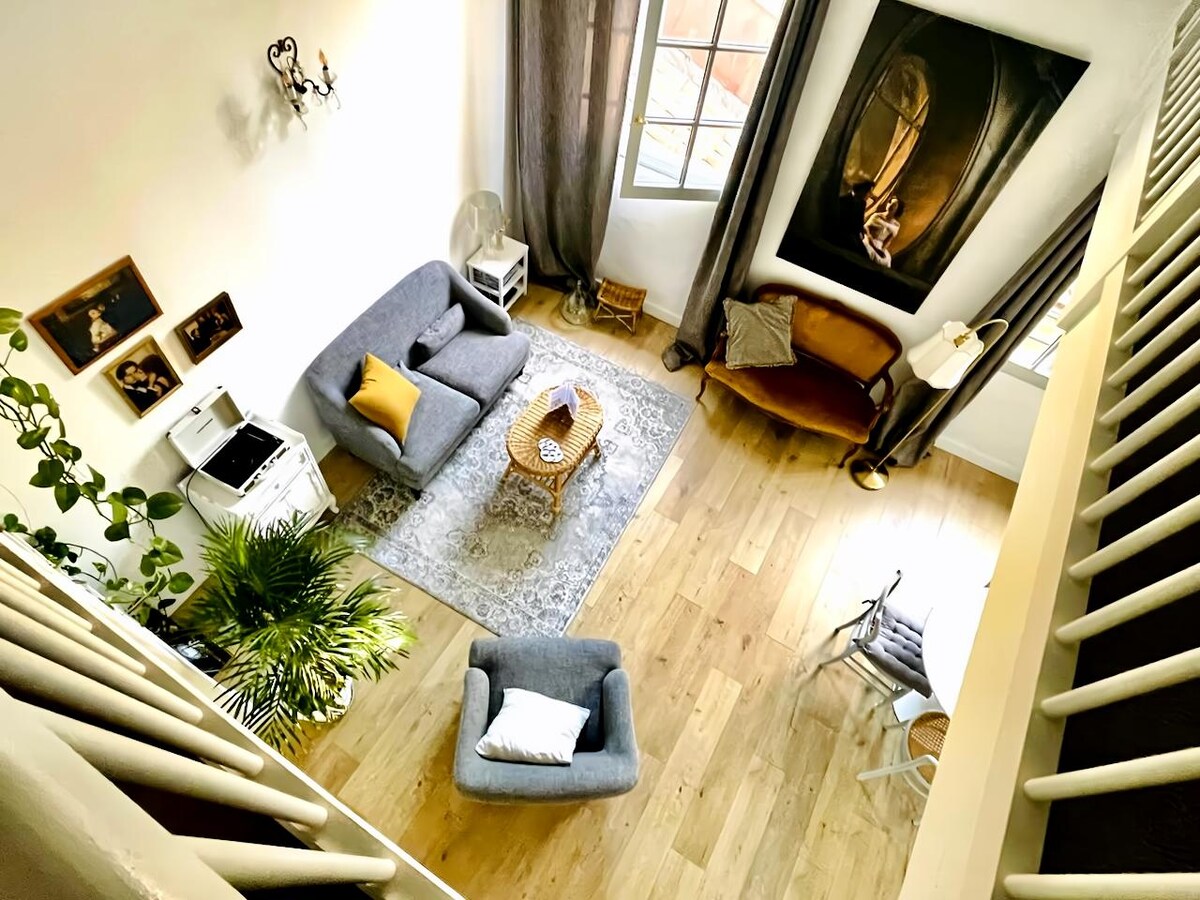Top Airbnb: Loft-style 72 m2 home cinema Montpellier center à Centre