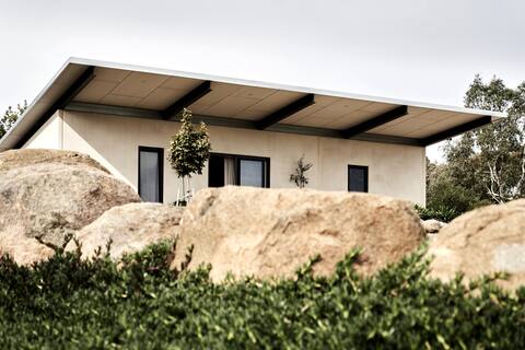 Olive Grove couple's getaway with amazing views
