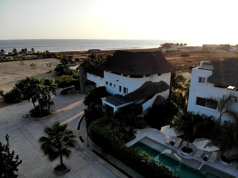 Casa Pal'Mar, steps from the beach