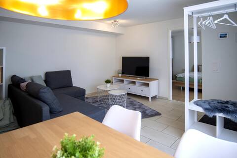 Beautiful single apartment in 2-family house