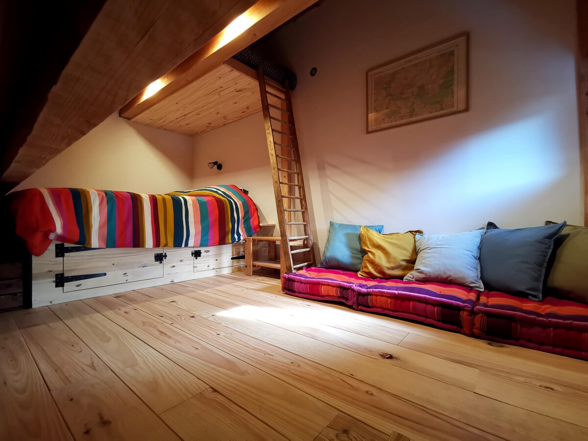 Successful Airbnb property: Comfortable triplex on the Réallon snow front in Réallon