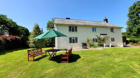 A Lovely 5 Bedroom Property in the heart of Exmoor