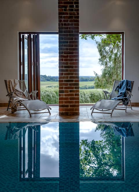 New Forest Country Home with Indoor Swimming Pool