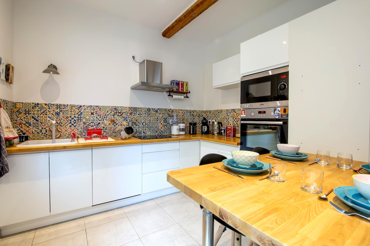 Top performing Airbnb: The Medieval House in Carcassonne