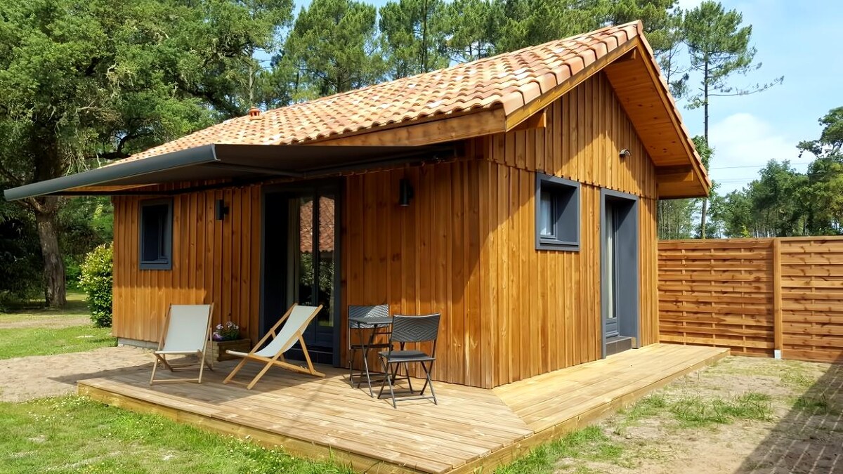 Top Airbnb: Small 40 m2 house, new in 2021, with all amenities in Léon