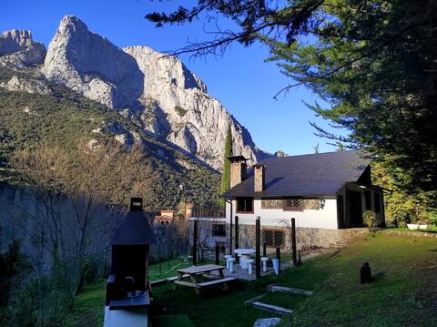 The Poza chalet - Wifi, work area and bbq