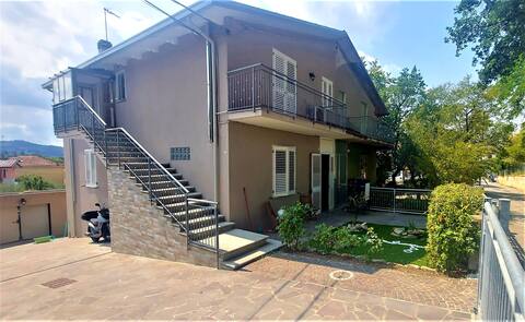 Top Airbnb: "La Casa di OMERO" Apartment between hills and sea a Pesaro