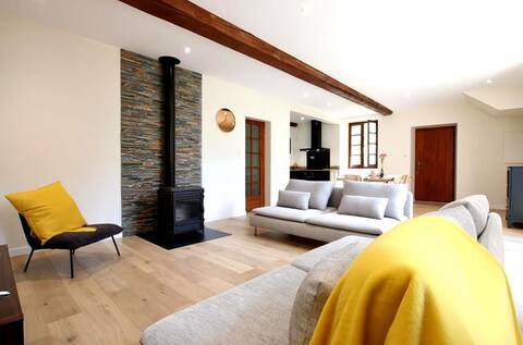 In the heart of the Ossau Valley: apartment 8 people