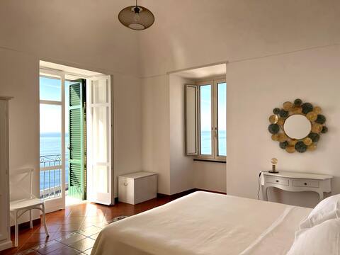 Dipintodiblù,apartment on the sea of Sorrento