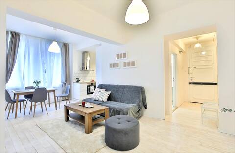 Han Krum two bedroom modern designer Sofia center