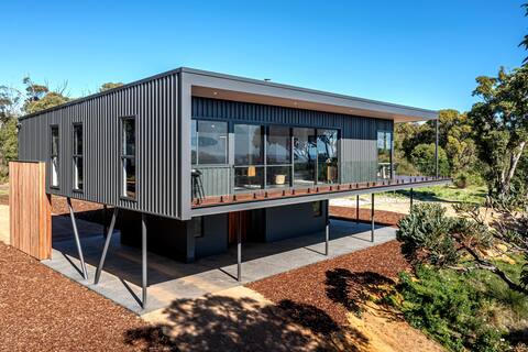 Carpe Artes -architectural bushland home, Marg Riv